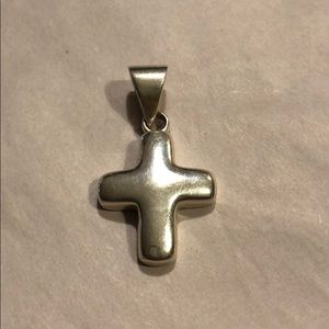 Silpada cross S0437